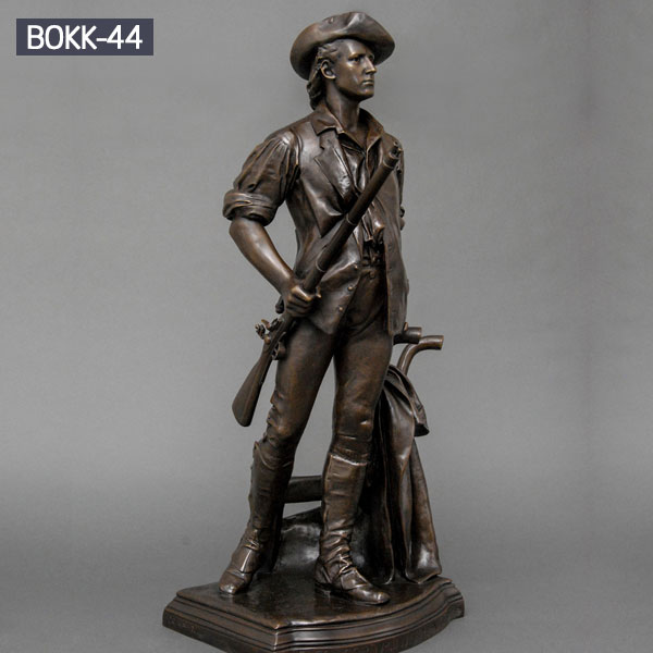 War Memorial Battle Cross Boots Gun Helmet Statue | Statue ...